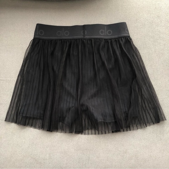 Alo Yoga Mesh Flirty Tennis Skirt Black S - Picture 8 of 12